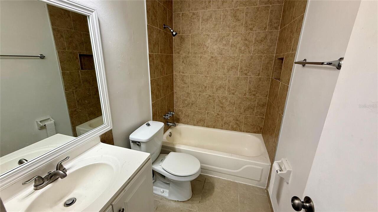 Listing Photo 9