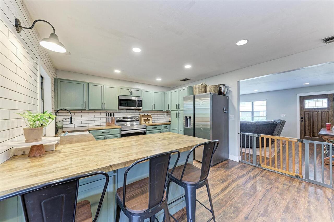 Listing Photo 18
