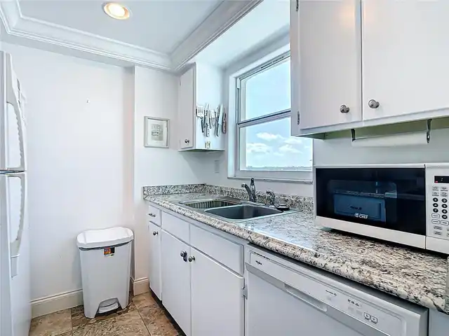 Listing Photo 13