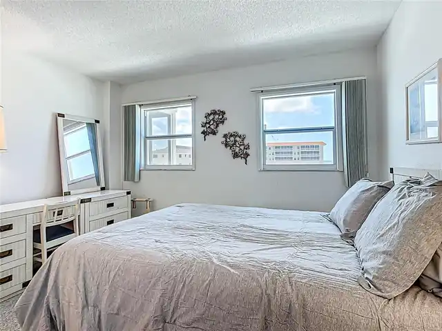 Listing Photo 23