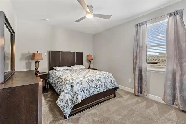 Listing Photo 10