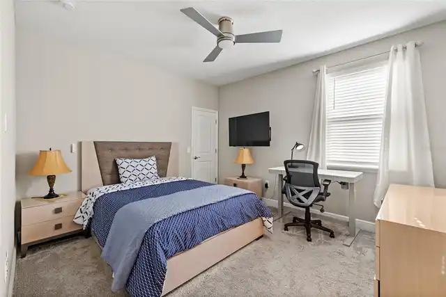Listing Photo 14