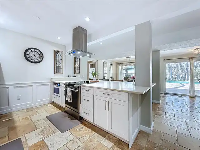Listing Photo 23