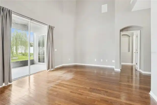 Listing Photo 19