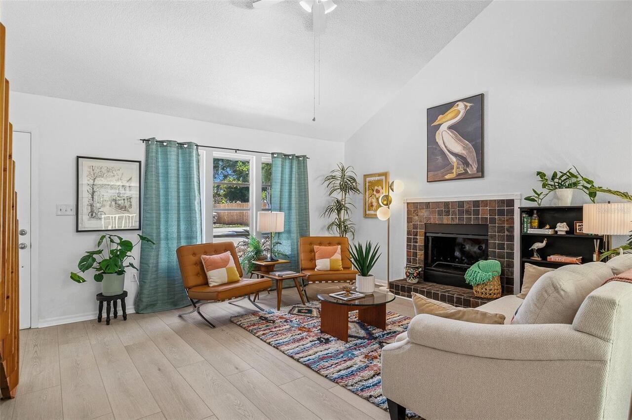 Listing Photo 6