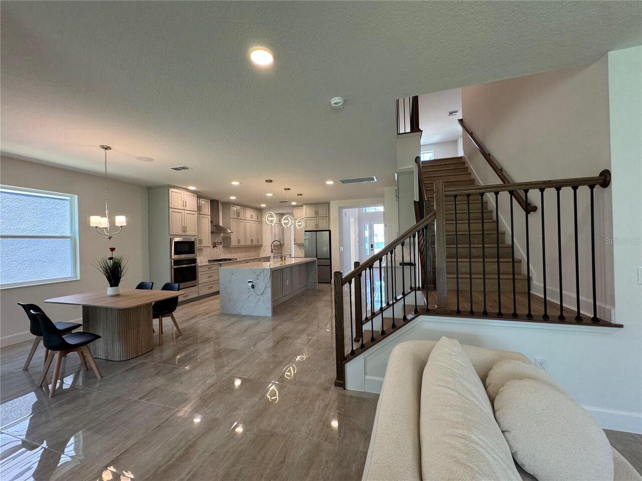Listing Photo 16