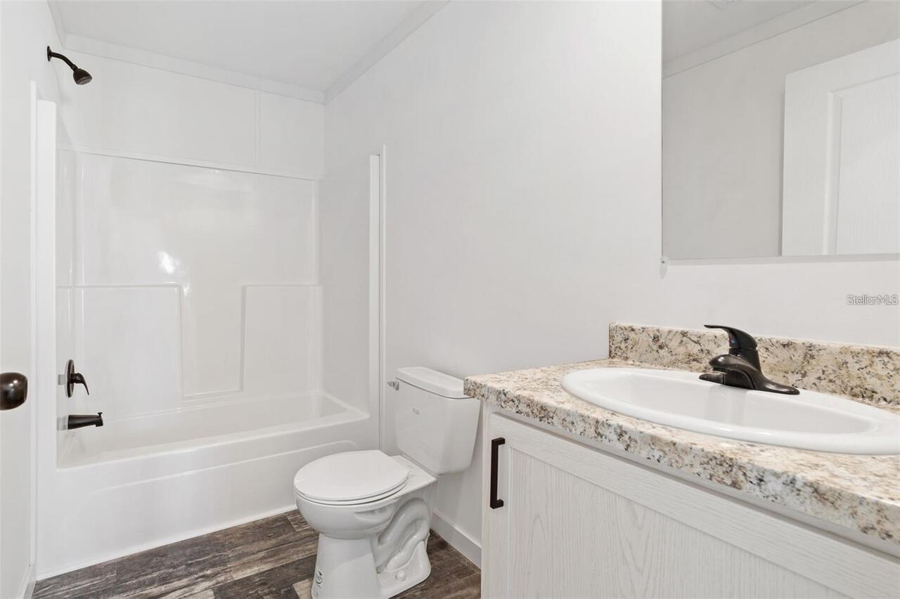 Listing Photo 15