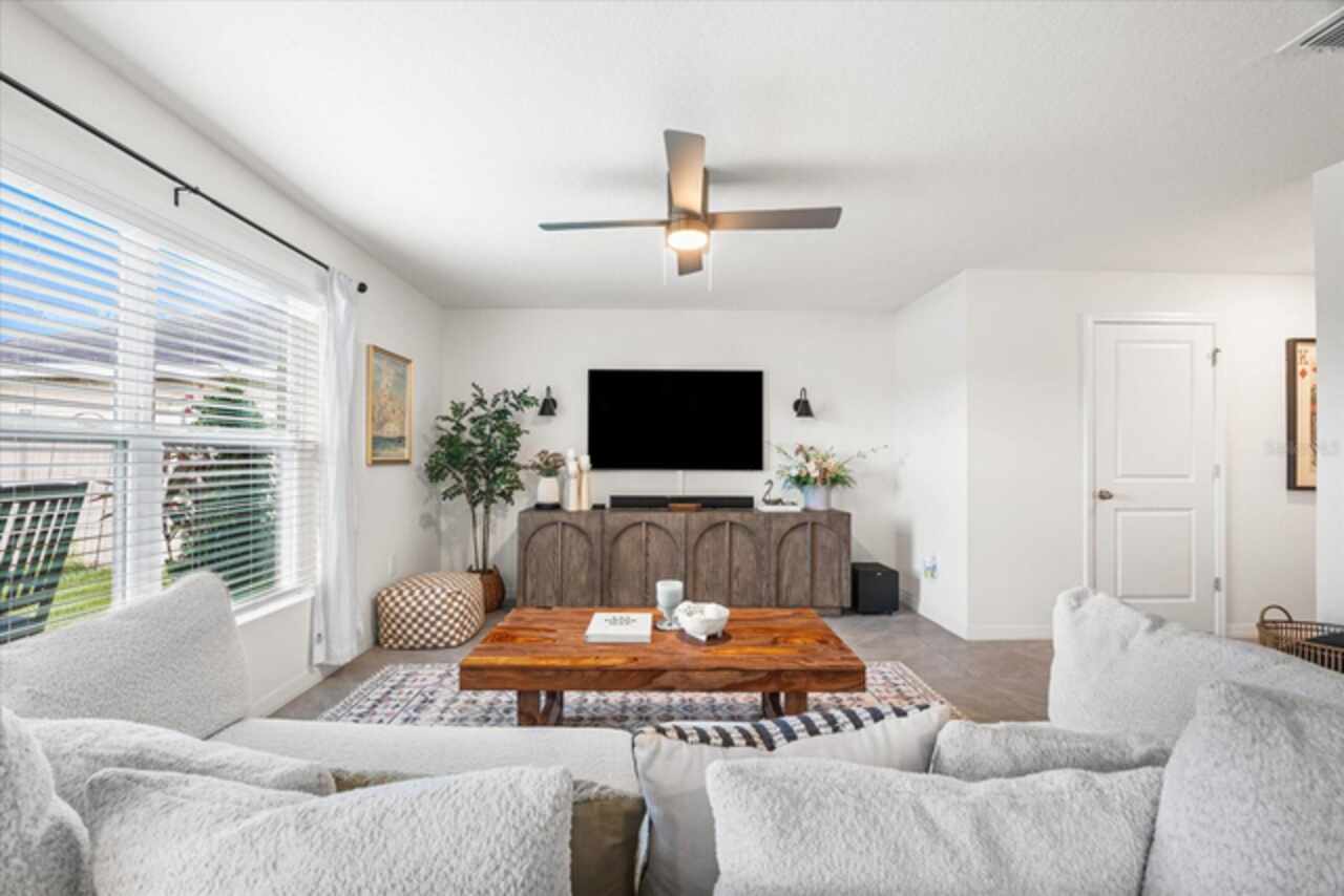 Listing Photo 7