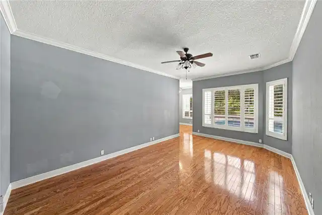 Listing Photo 38