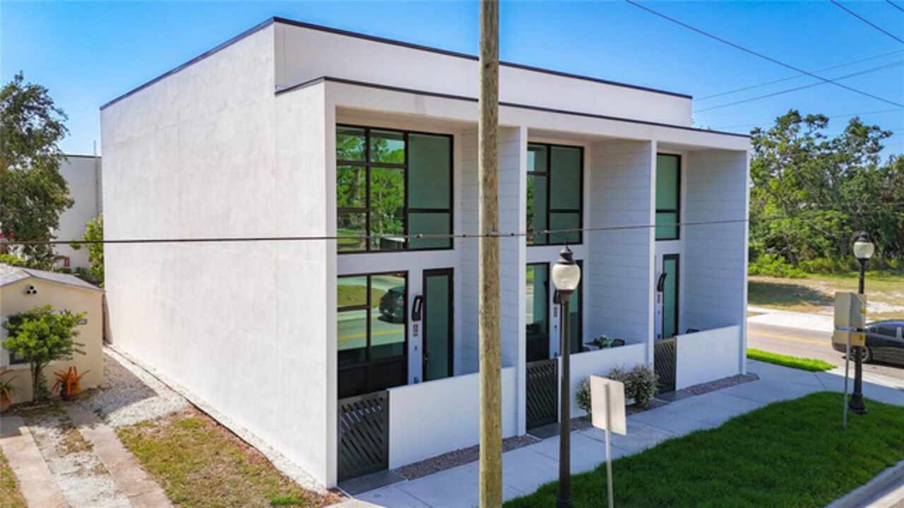 Listing Photo 9