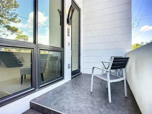 Listing Photo 12