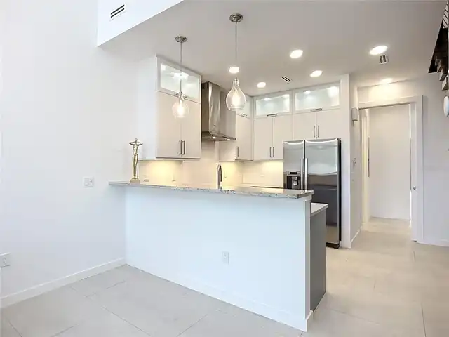 Listing Photo 19