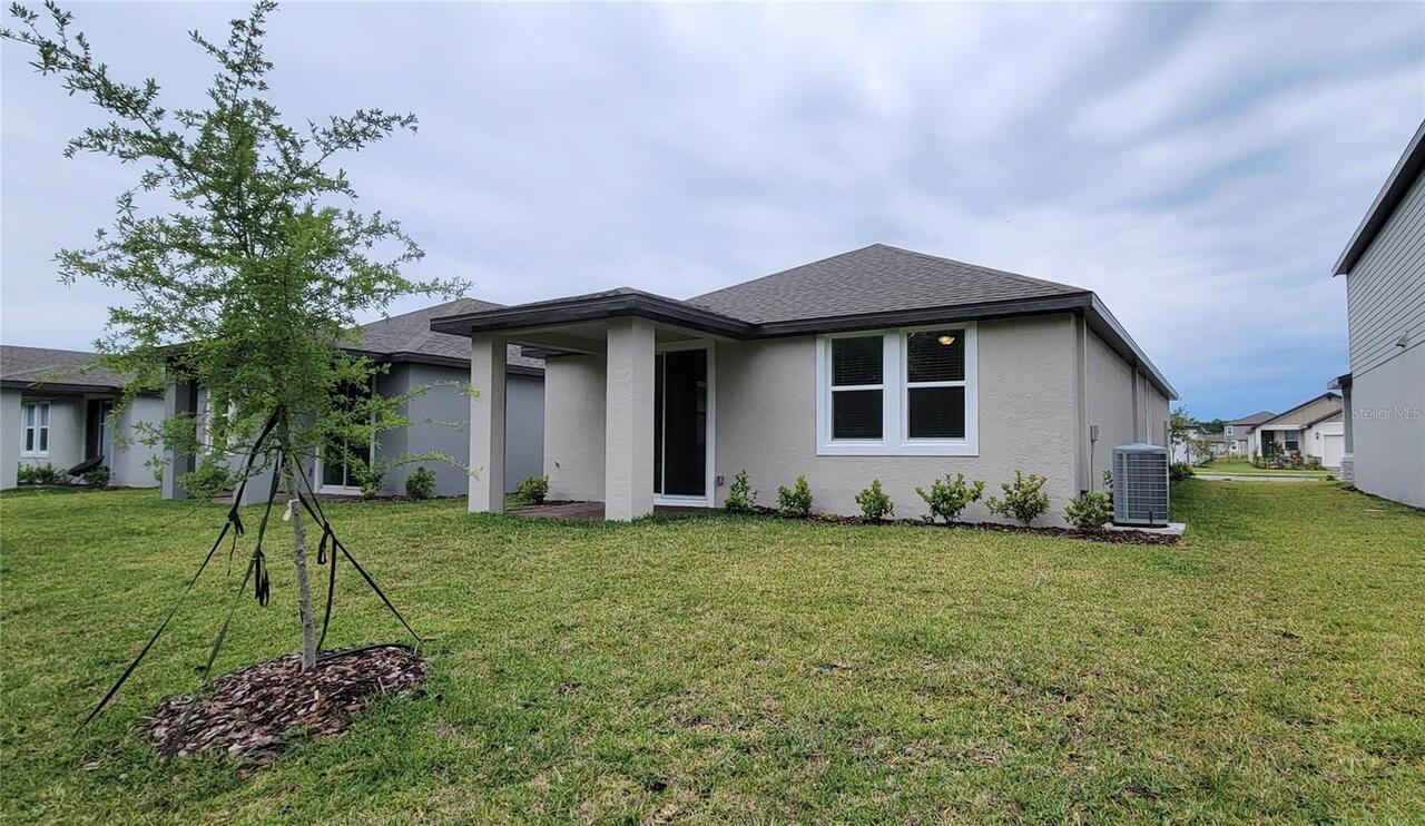 Listing Photo 12