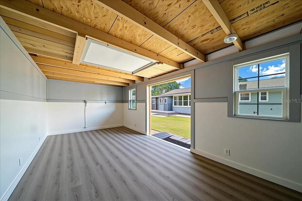 Listing Photo 32