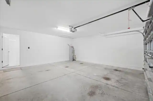 Listing Photo 14