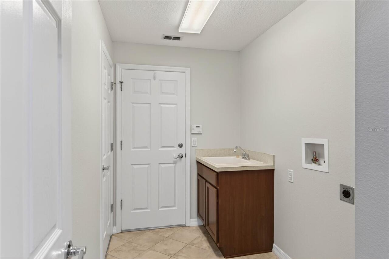Listing Photo 38