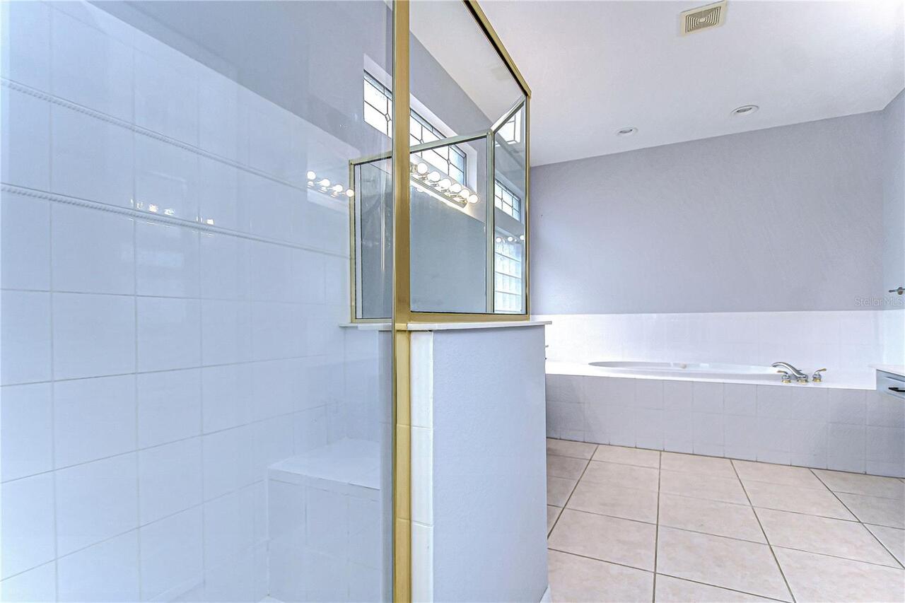 Listing Photo 44