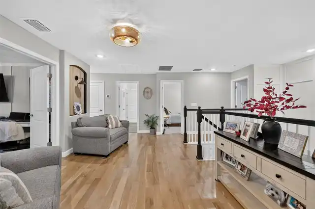 Listing Photo 27
