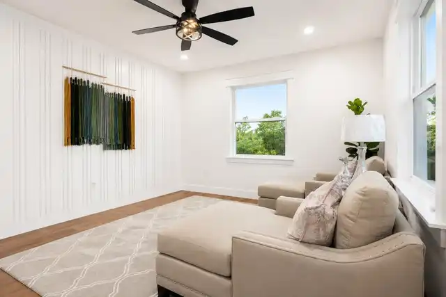 Listing Photo 15