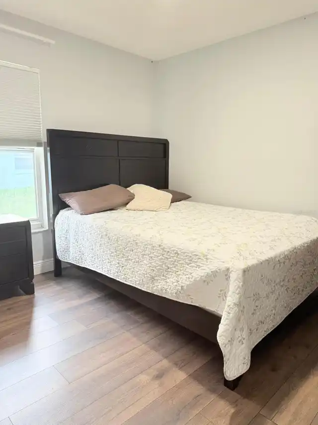 Listing Photo 9