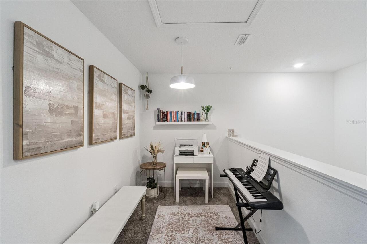 Listing Photo 12
