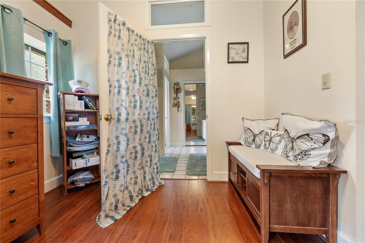 Listing Photo 18