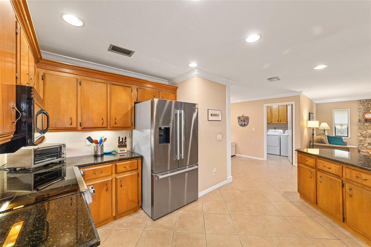 Listing Photo 9