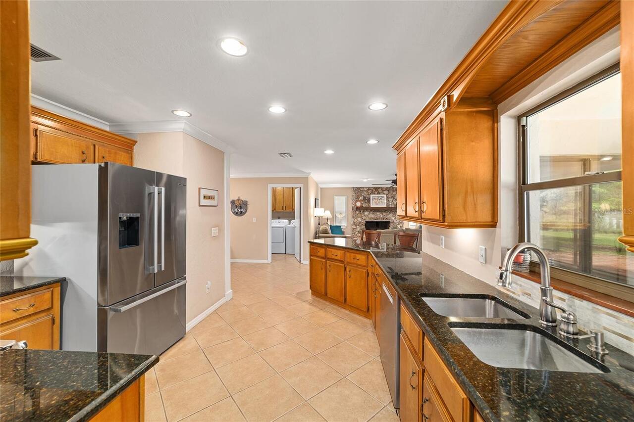 Listing Photo 10