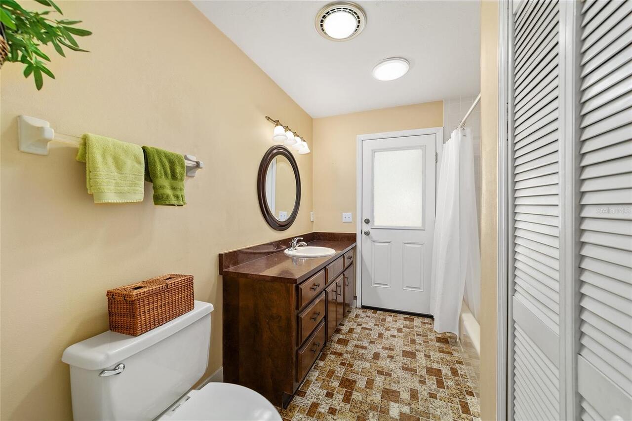 Listing Photo 23