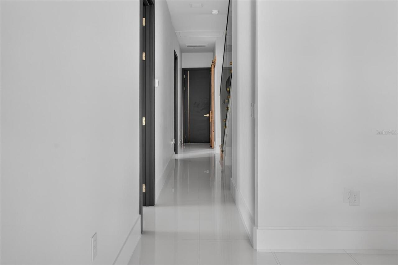 Listing Photo 24