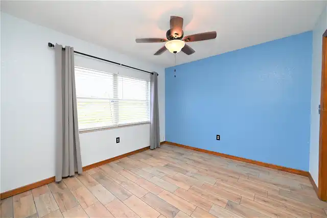 Listing Photo 20