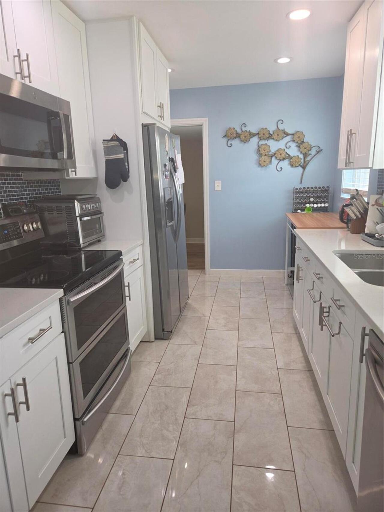 Listing Photo 11