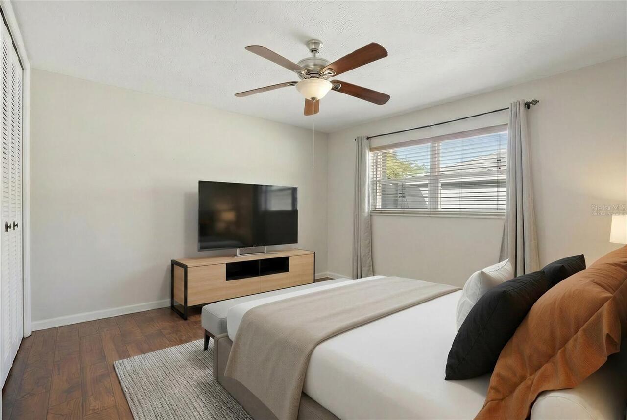 Listing Photo 23