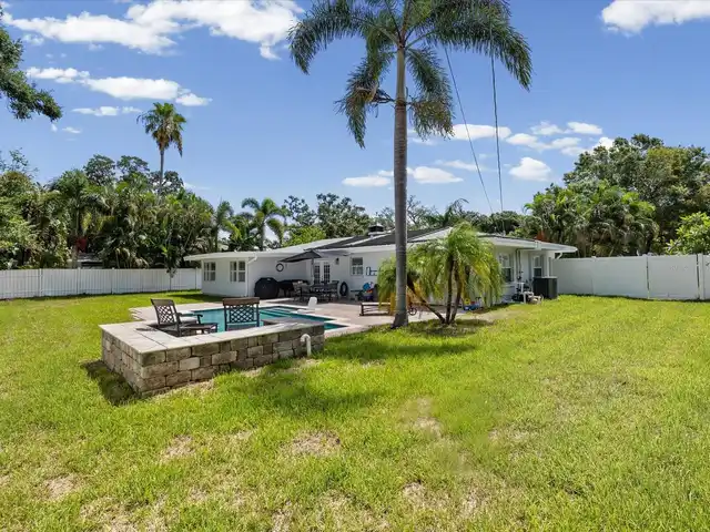 Listing Photo 28