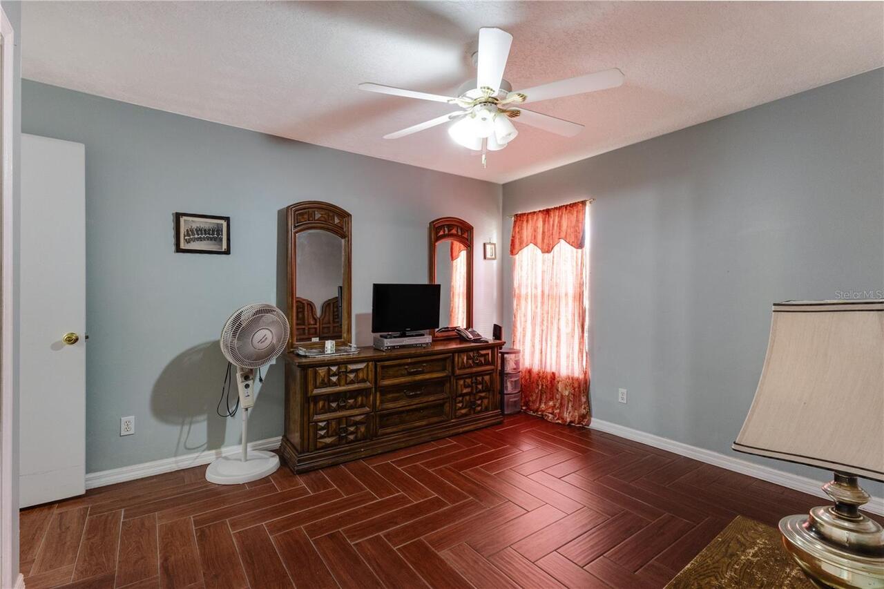 Listing Photo 13
