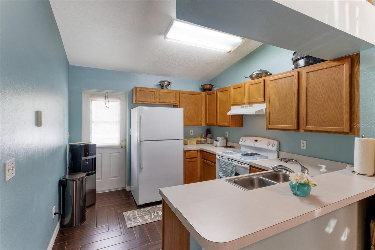 Listing Photo 17