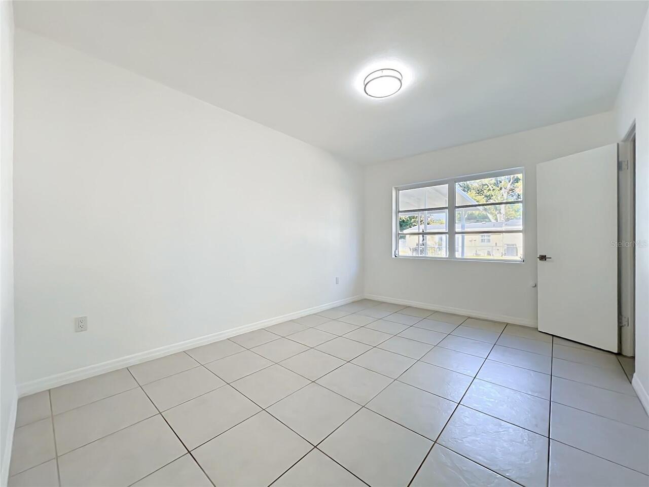 Listing Photo 43