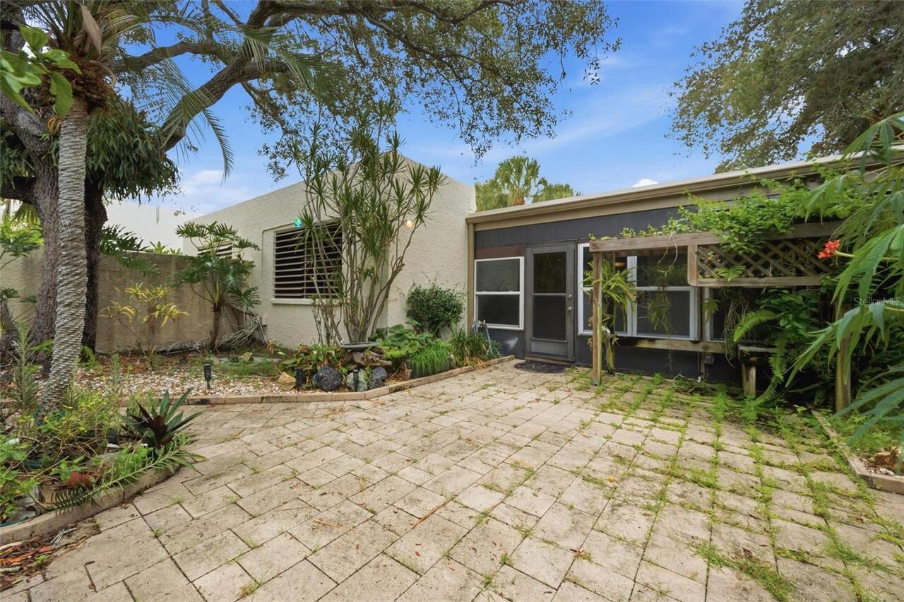 Listing Photo 28