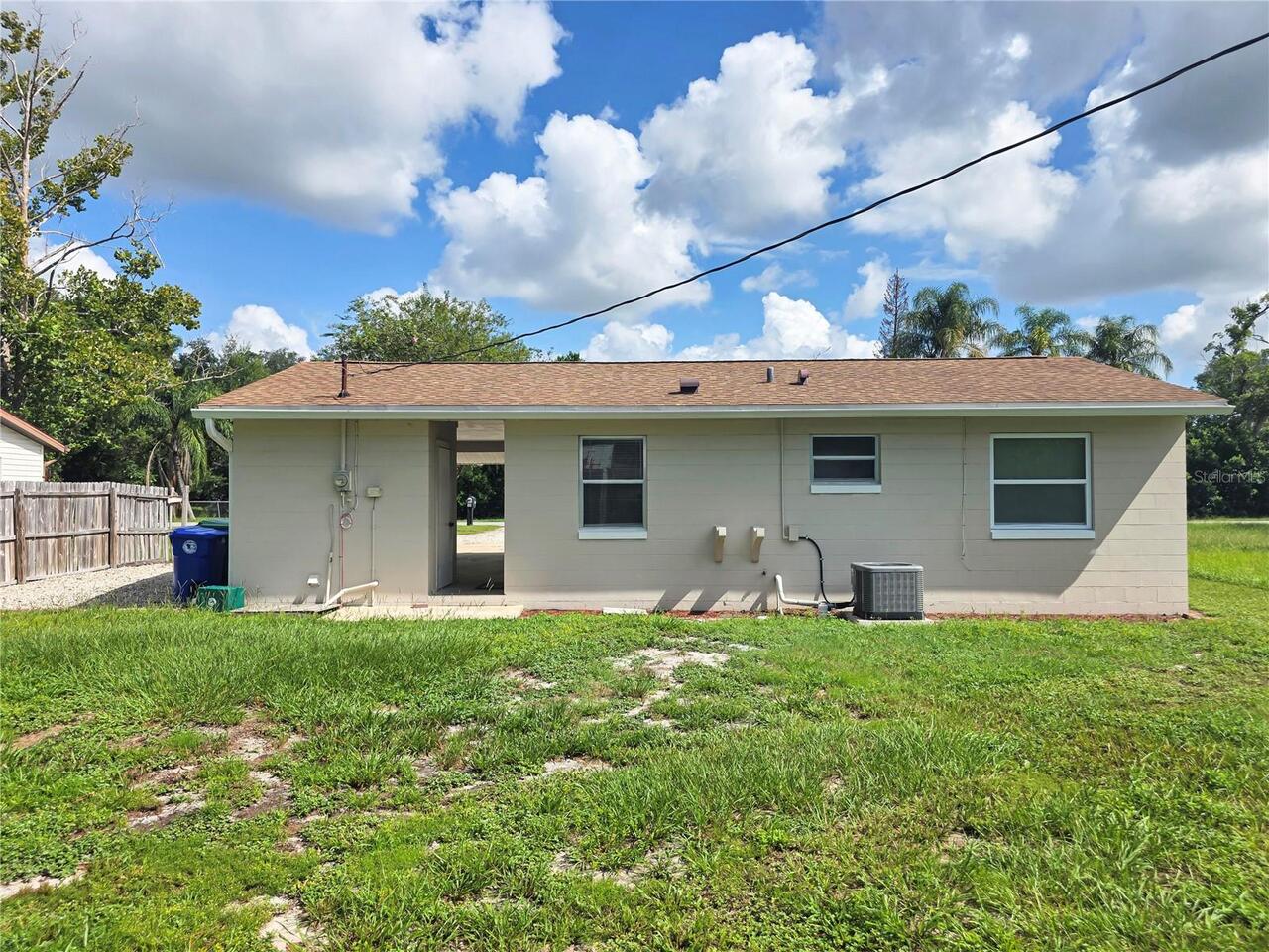 Listing Photo 11
