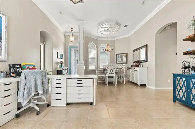 Listing Photo 10