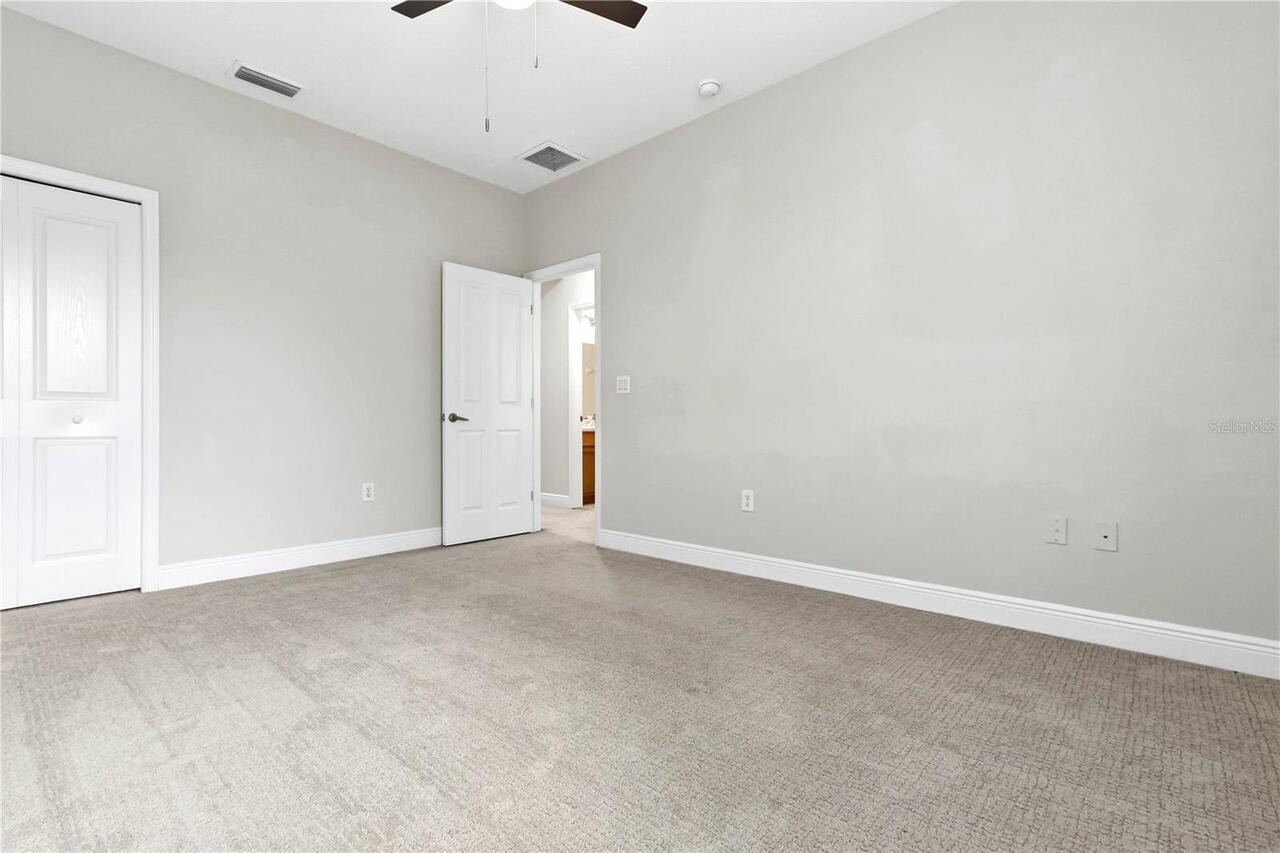 Listing Photo 35