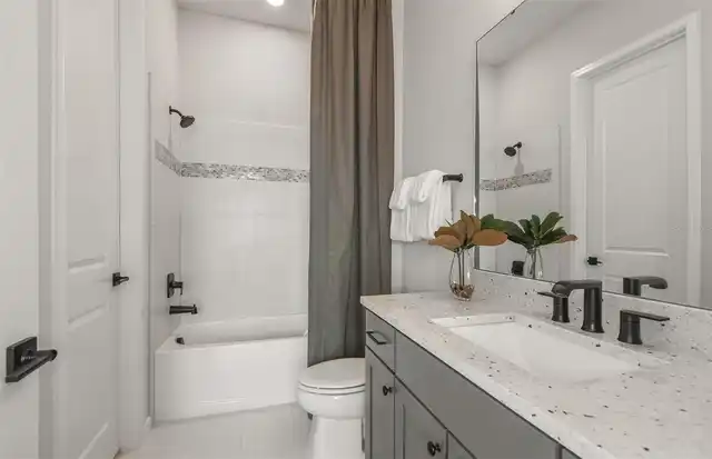 Listing Photo 10