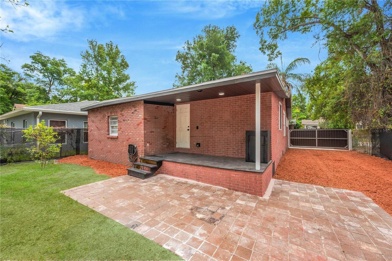 Listing Photo 16