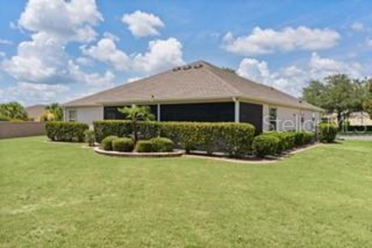 Listing Photo 9