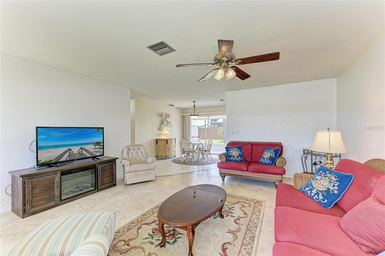 Listing Photo 7