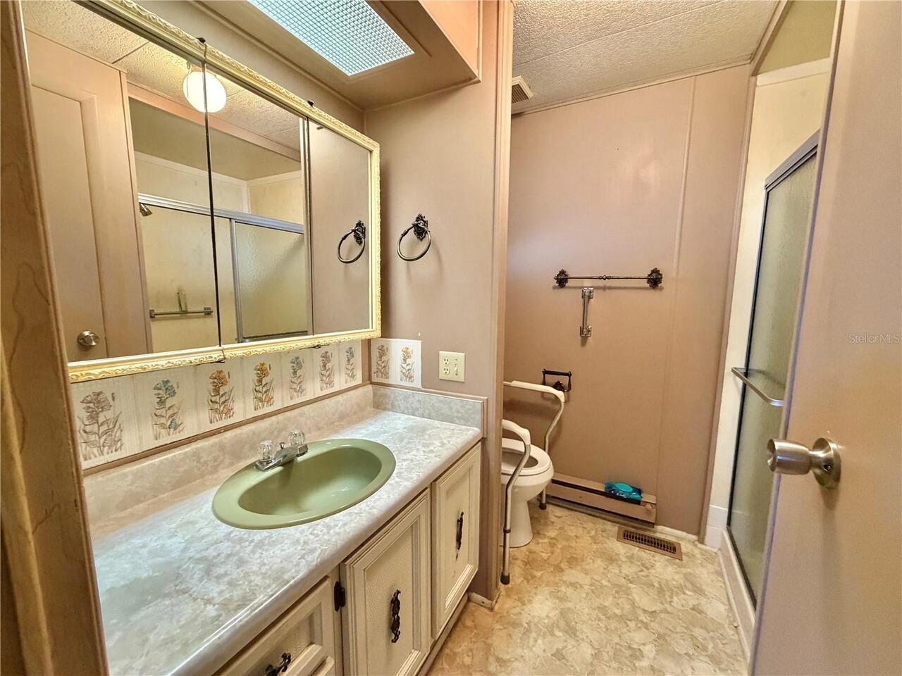 Listing Photo 34