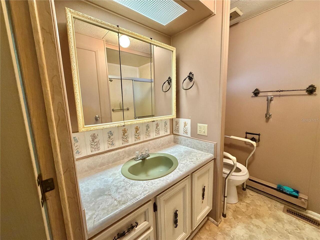 Listing Photo 35