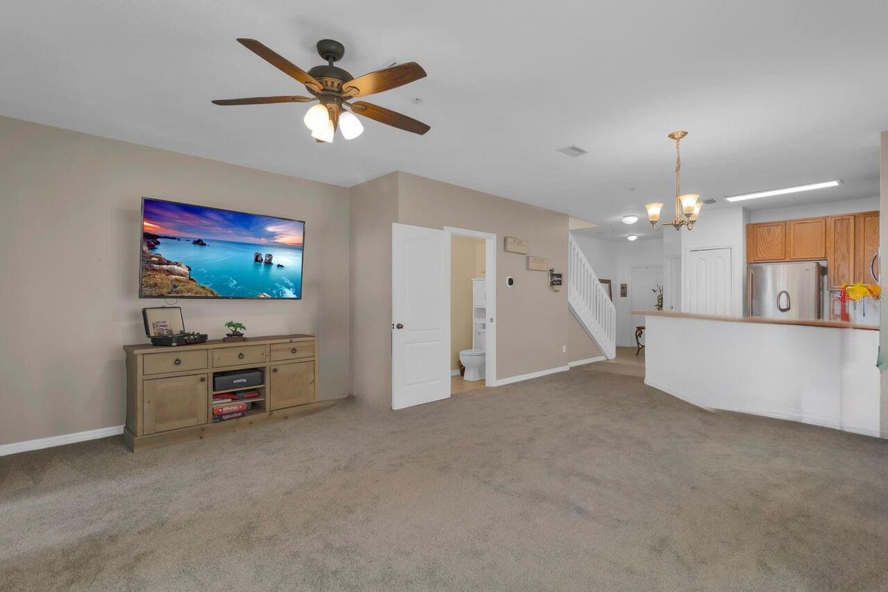 Listing Photo 10
