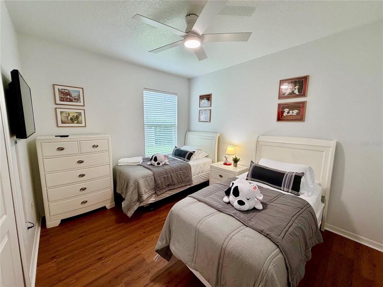 Listing Photo 11
