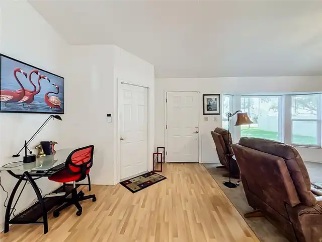 Listing Photo 13